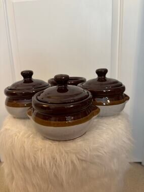 Set of 4 vintage stoneware French onion soup bowls